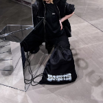 JUUN.J [Seongsu Edition] Unisex Nylon Gym Sack – Black