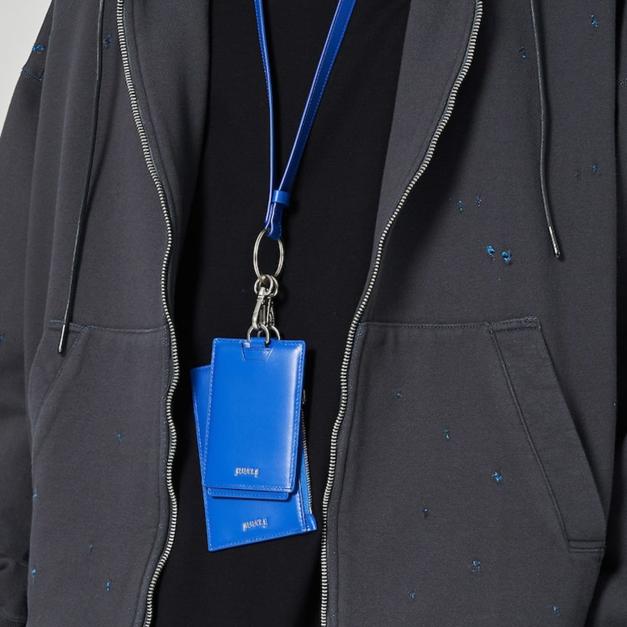 JUUN.J Leather Necklace Card Holder – Blue