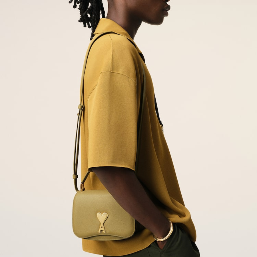 ami (Unisex) Top Handle Paris Paris Bag – Havana