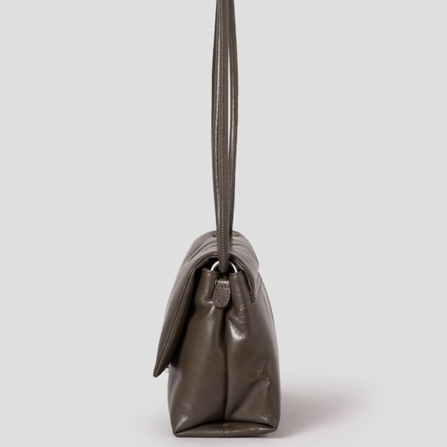 ami (Unisex) Voulez Vous Bag – Khaki