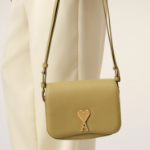 ami (Unisex) Paris Paris Bag – Havana