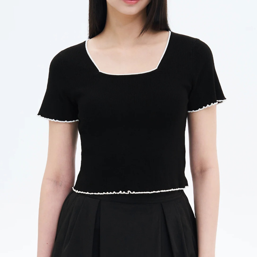 8 seconds Square Neck Crop Pullover — Black