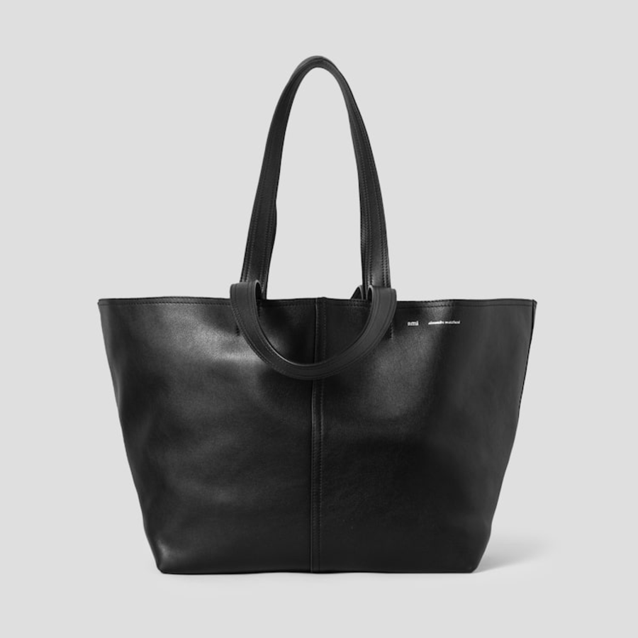 ami (Unisex) Midi Tote Bag – Wool Gabardine Black