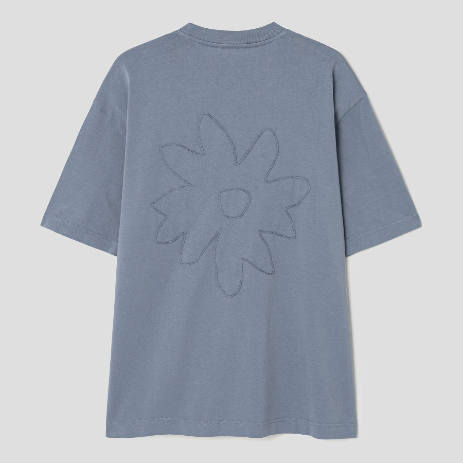Maison Kitsune Men Crafted Daisy Oversize Tee-Shirt - Zinc Grey