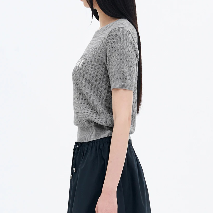 8 seconds Text Embroidery Cable Short Sleeve Pullover — Light Grey