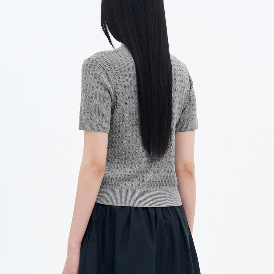 8 seconds Text Embroidery Cable Short Sleeve Pullover — Light Grey