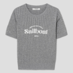 8 seconds Text Embroidery Cable Short Sleeve Pullover — Light Grey