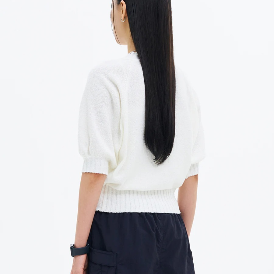 8 seconds Text Embroidery Short Sleeve Pullover — Ivory