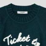 8 seconds Text Embroidery Short Sleeve Pullover — Dark Green