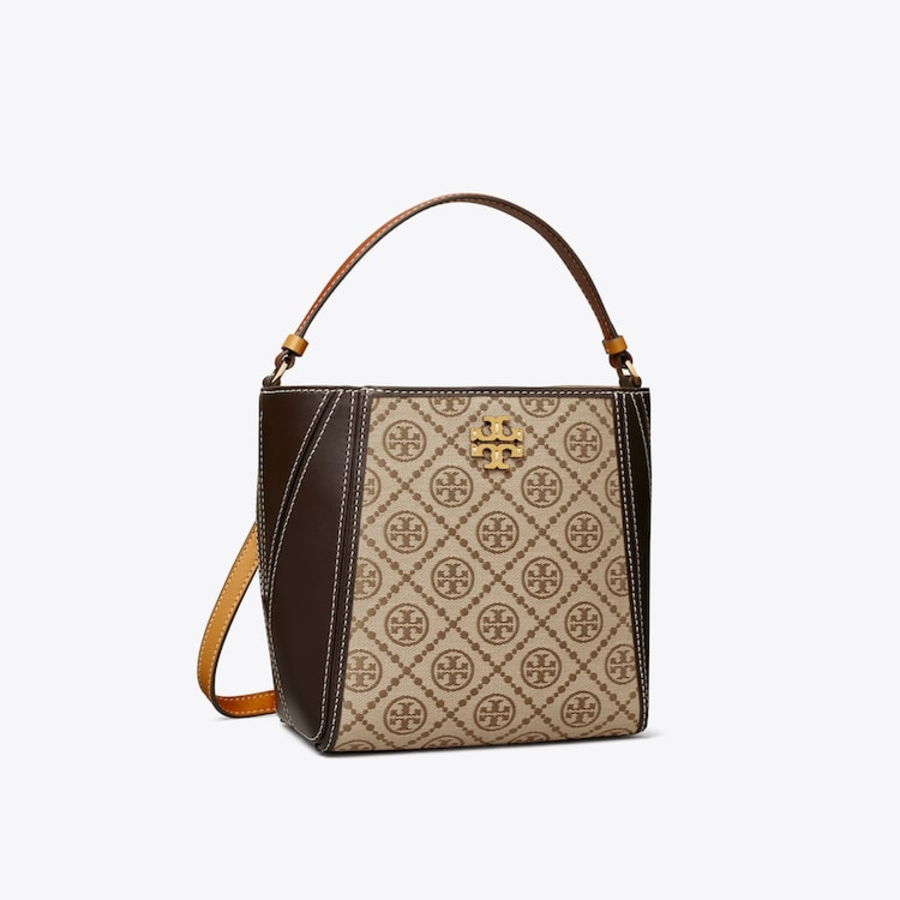 TORY BURCH McGraw T Monogram Small Bucket Bag – Yellowish Brown