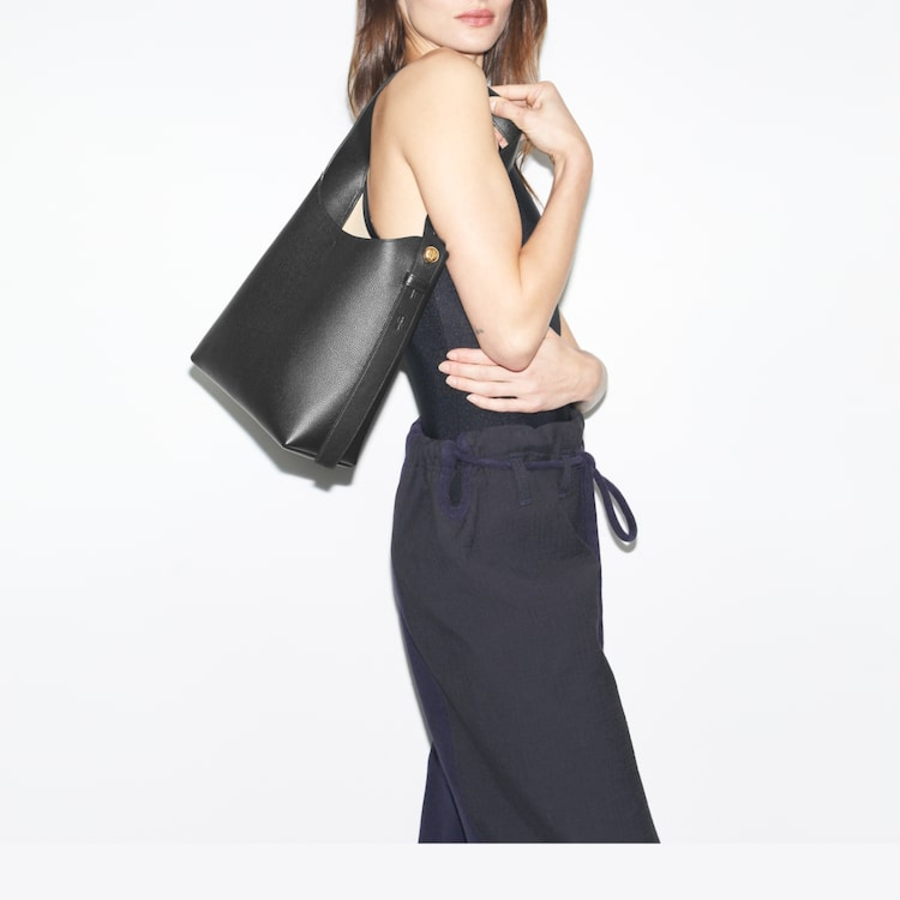 TORY BURCH Romy Small Hobo Bag – Black