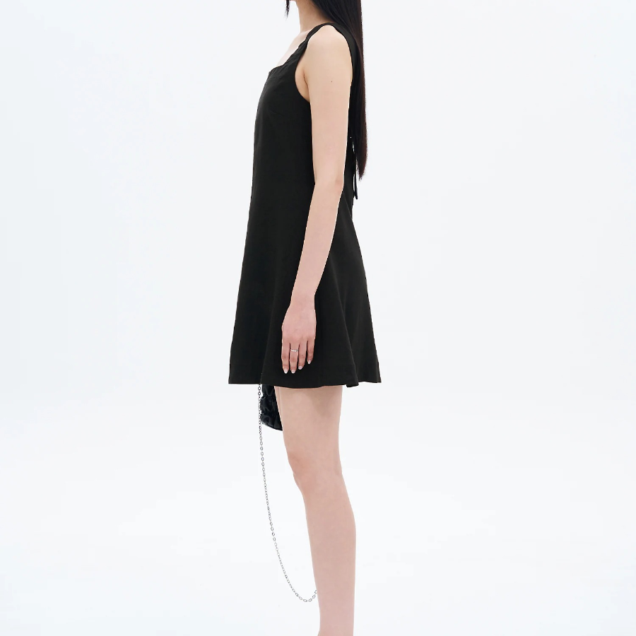 8 seconds Sleeveless Mini Dress — Black