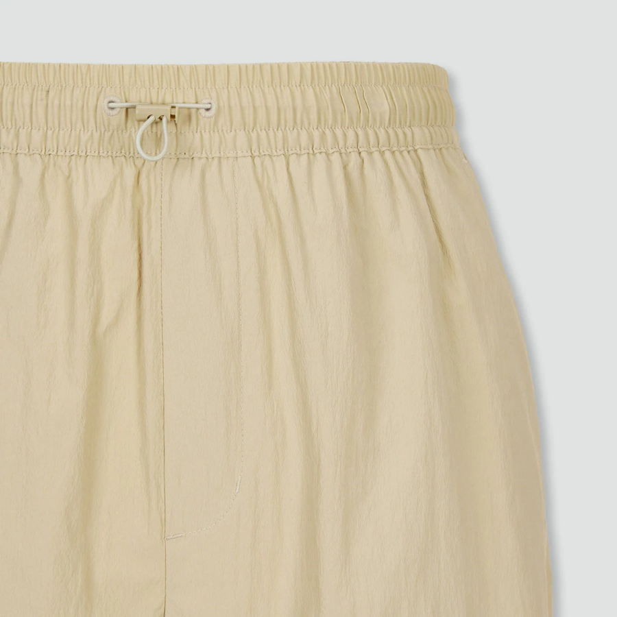 JAJU Crisp Texture Half Pants – Beige