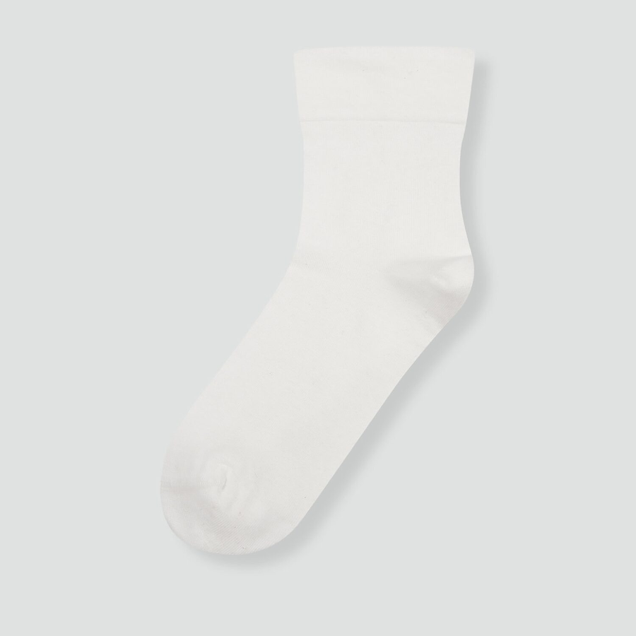 JAJU Cotton Non-Binding Ankle Socks – White