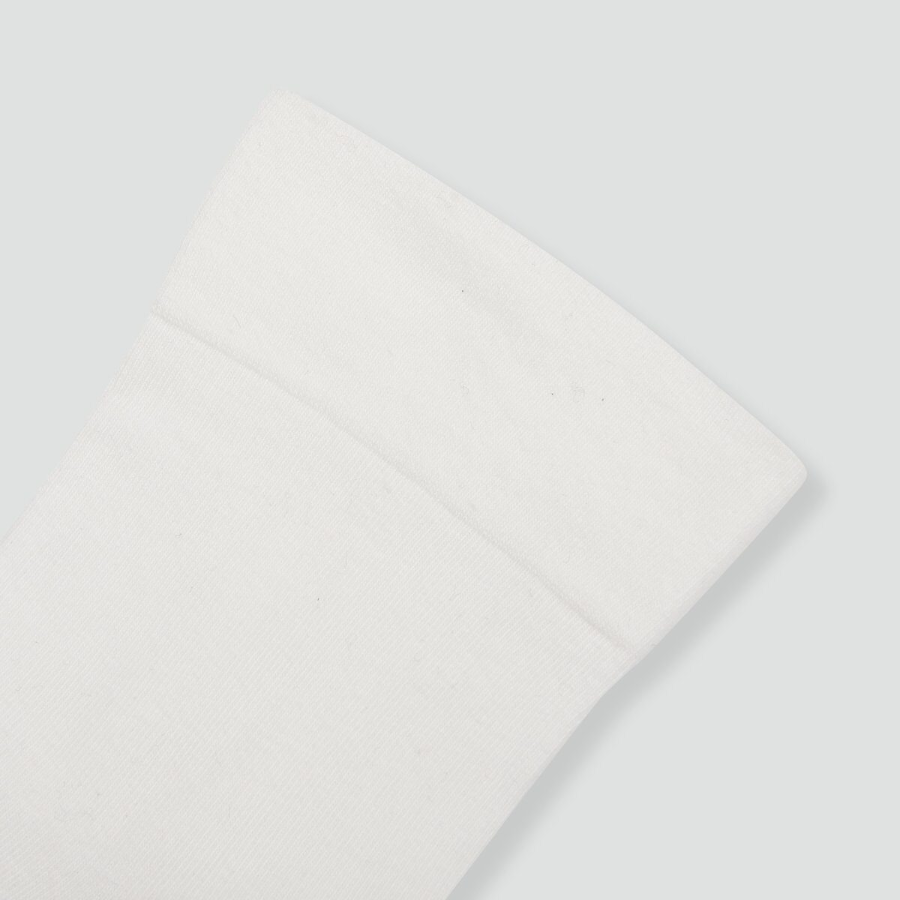 JAJU Cotton Non-Binding Ankle Socks – White