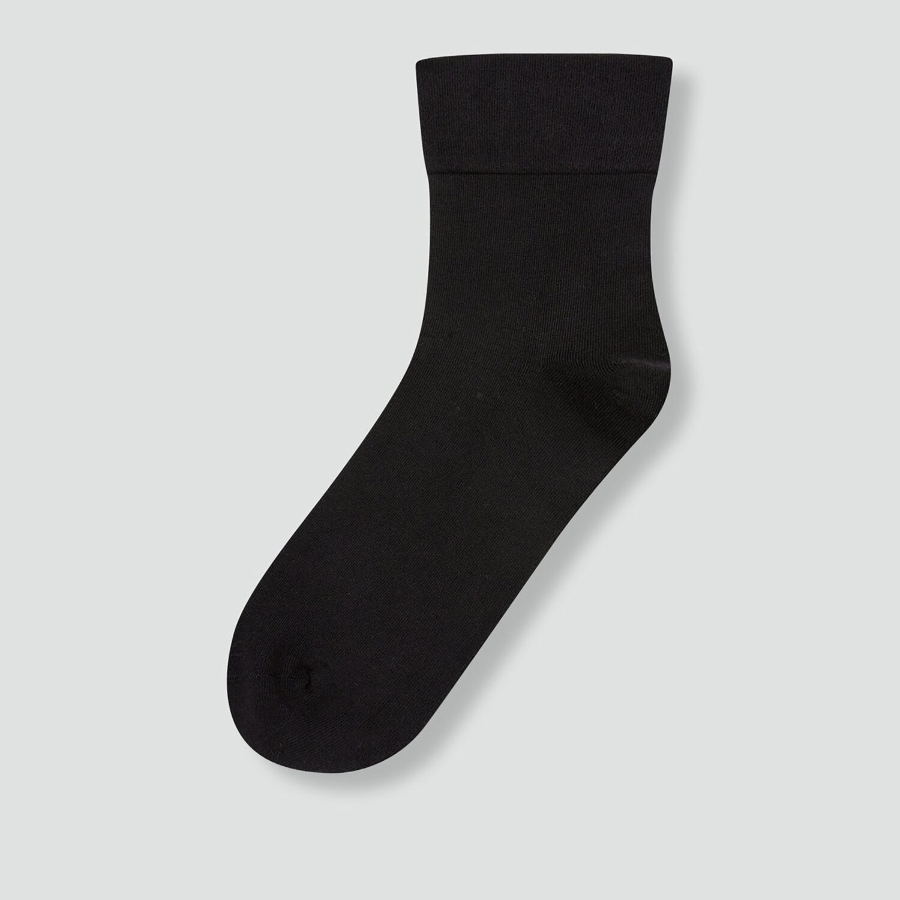 JAJU Cotton Non-Binding Ankle Socks – Black