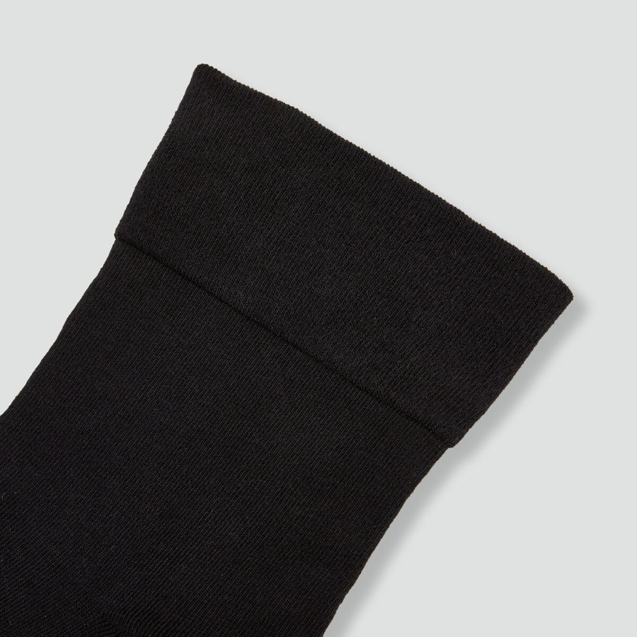 JAJU Cotton Non-Binding Ankle Socks – Black