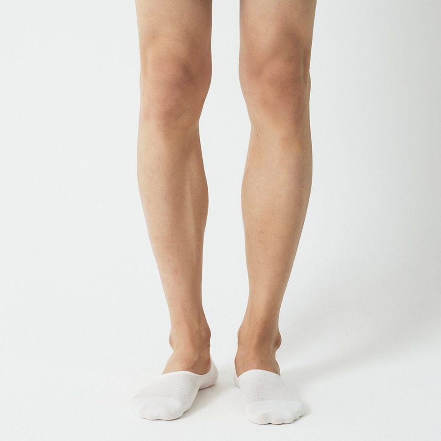 JAJU Cotton Mesh Middle-Cut No-Show Socks – White