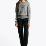 TOMMY HILFIGER [Official Headquarters] Logo Crew Neck Sweater