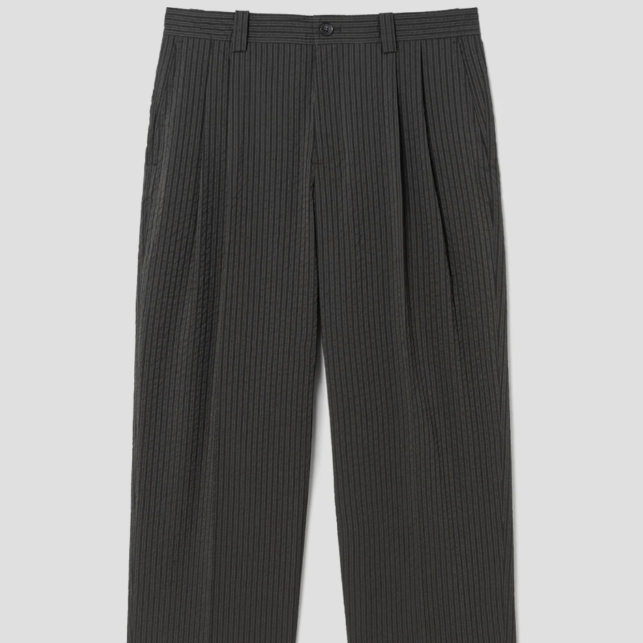 Maison Kitsune Men Relaxed Pleated Pants - Ranger Green