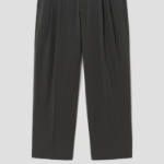 Maison Kitsune Men Relaxed Pleated Pants - Ranger Green