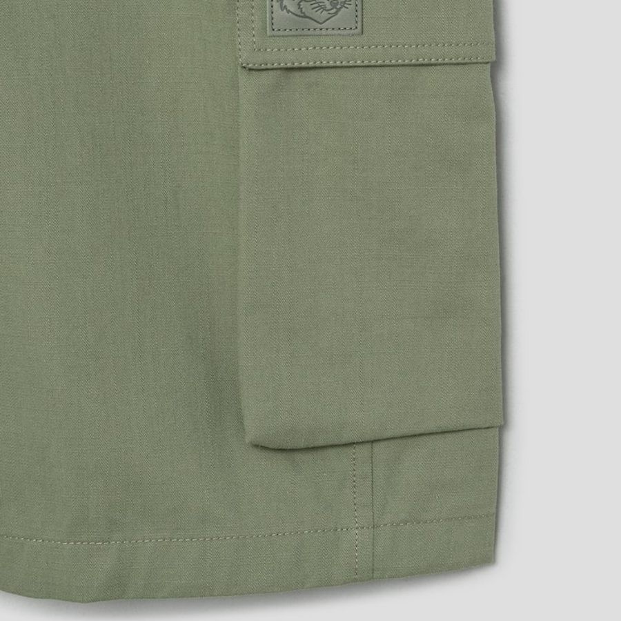 Maison Kitsune Men Belted Cargo Bermuda - Turf Green