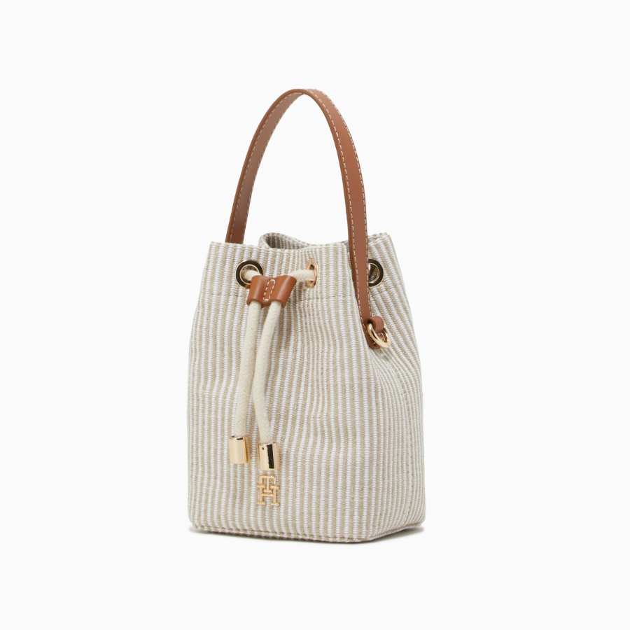 TOMMY HILFIGER [Official Headquarters] Premium Beach Bucket Bag