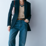 TOMMY HILFIGER [Official Headquarters] Mono Play Flap Crossbody Bag