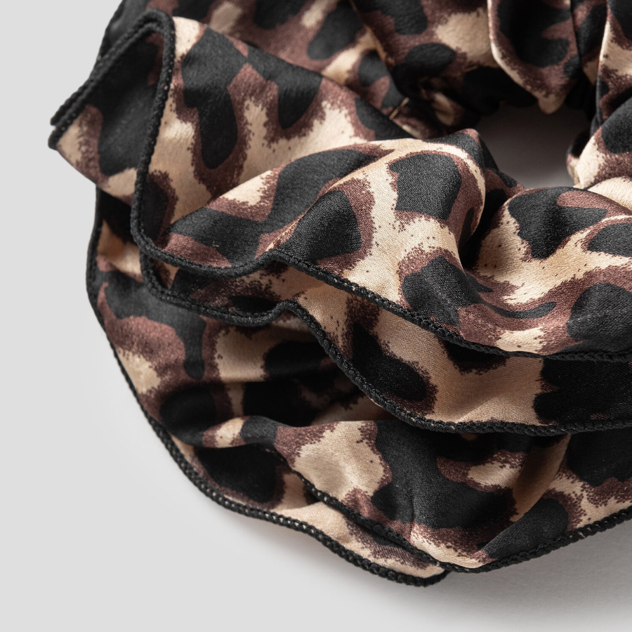 8 seconds Satin Animal Scrunchie — Black