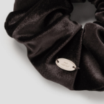 8 seconds Velvet Scrunchie — Brown