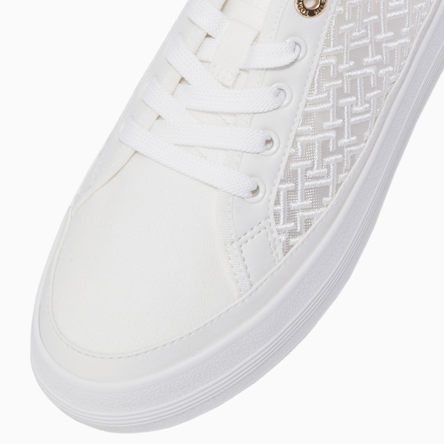 TOMMY HILFIGER Official Kelsi Embroidered Sneakers