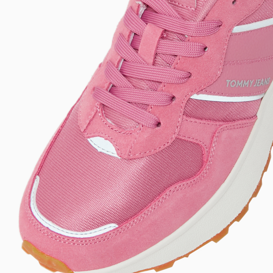 TOMMY HILFIGER Official New Cola Cleat Runner