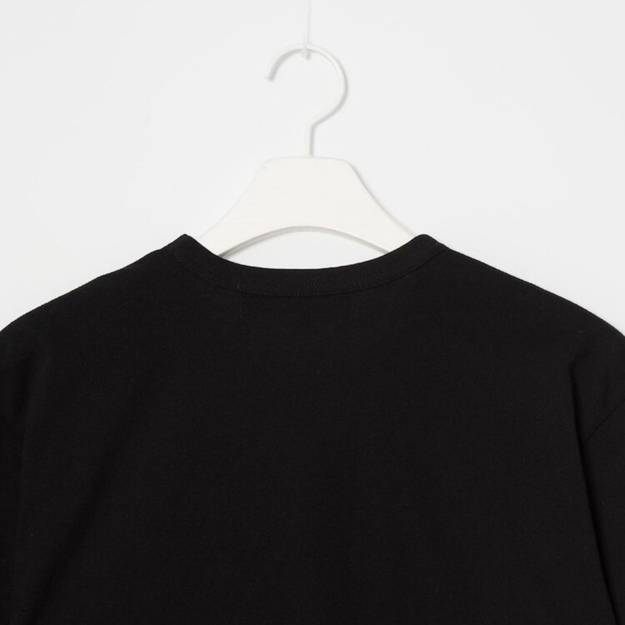 PLAY COMME DES GARCONS (Unisex) Upside down White Heart Sketch T-shirt - Black