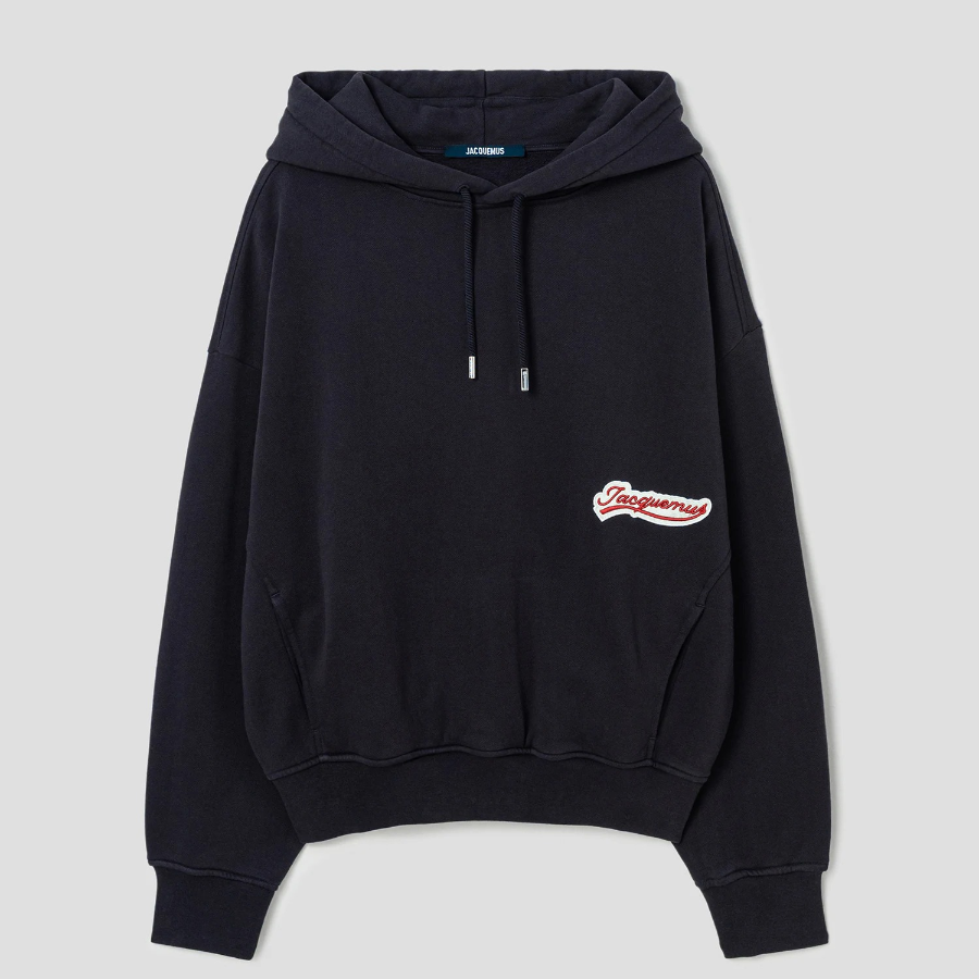 JACQUEMUS (Men) Le Hoodie Gio - Varsity Patch Navy