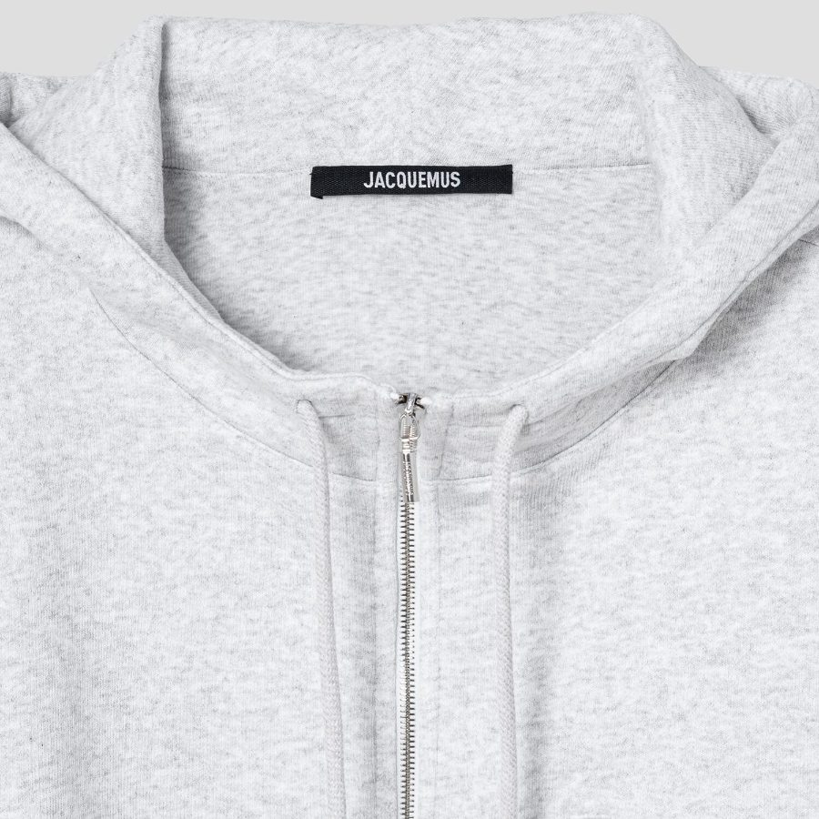 JACQUEMUS (Men) Le Hoodie Torneo - Athletic Club Grey