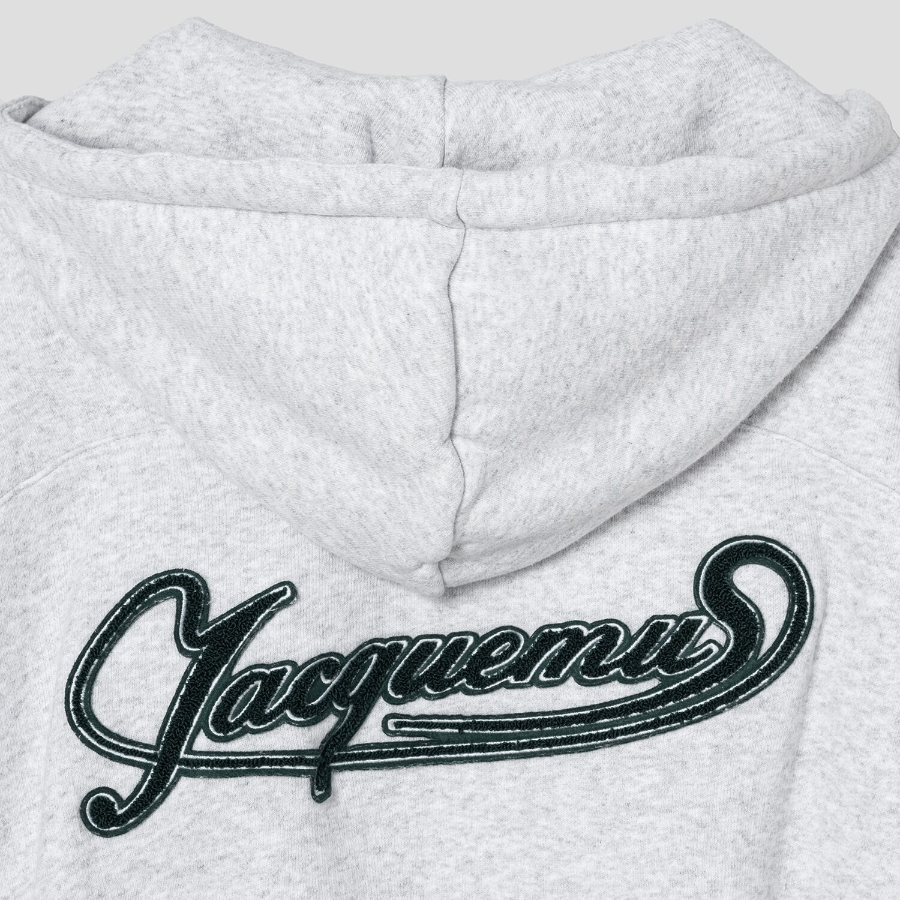 JACQUEMUS (Men) Le Hoodie Torneo - Athletic Club Grey