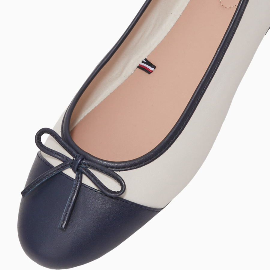TOMMY HILFIGER Martina Toe Cap Ballerina