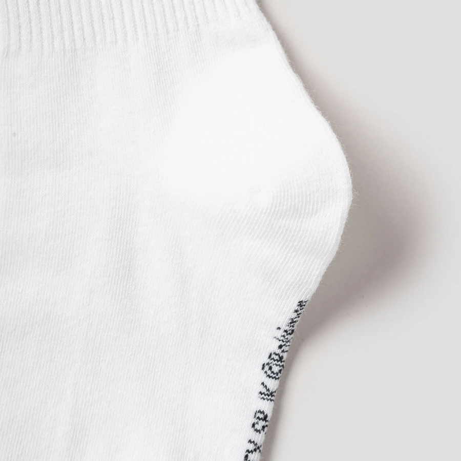 8 seconds Psyduck Silhouette Embroidered Ribbed Socks (Women) — White