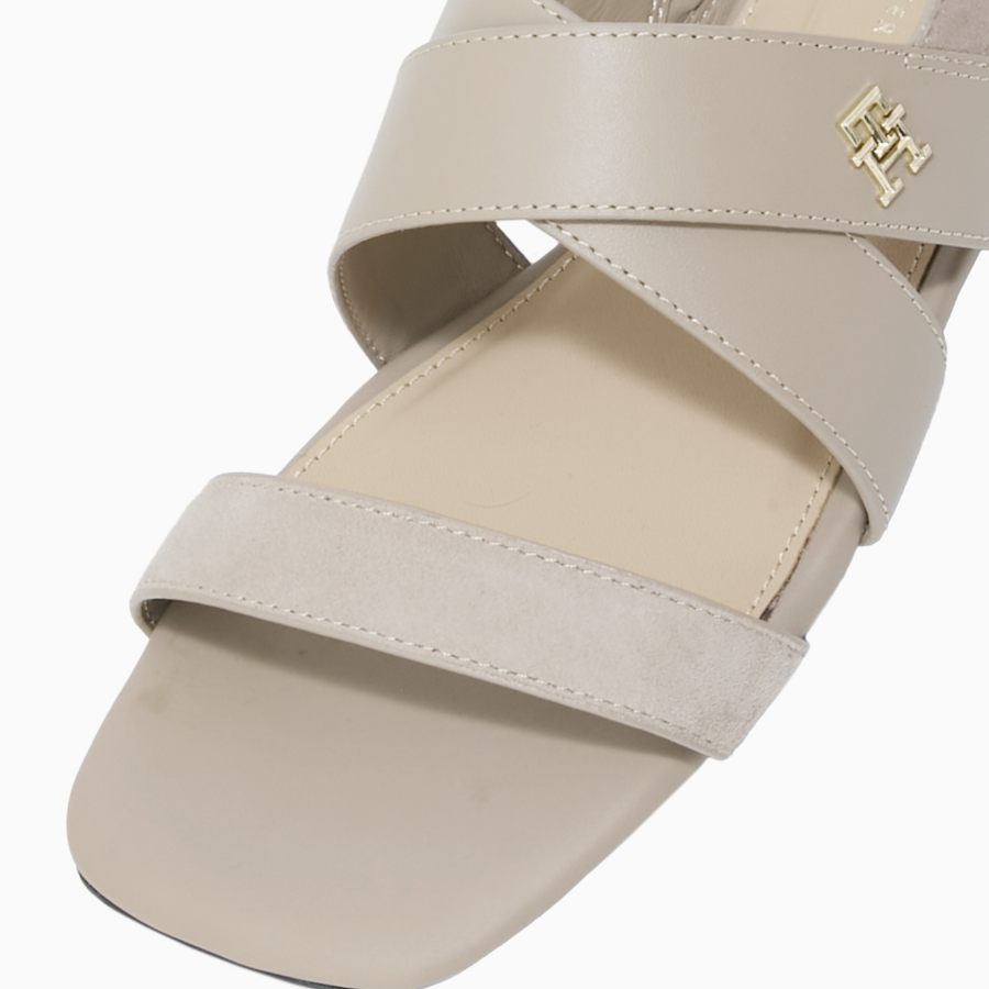 TOMMY HILFIGER Ilda Leather Strap Sandal