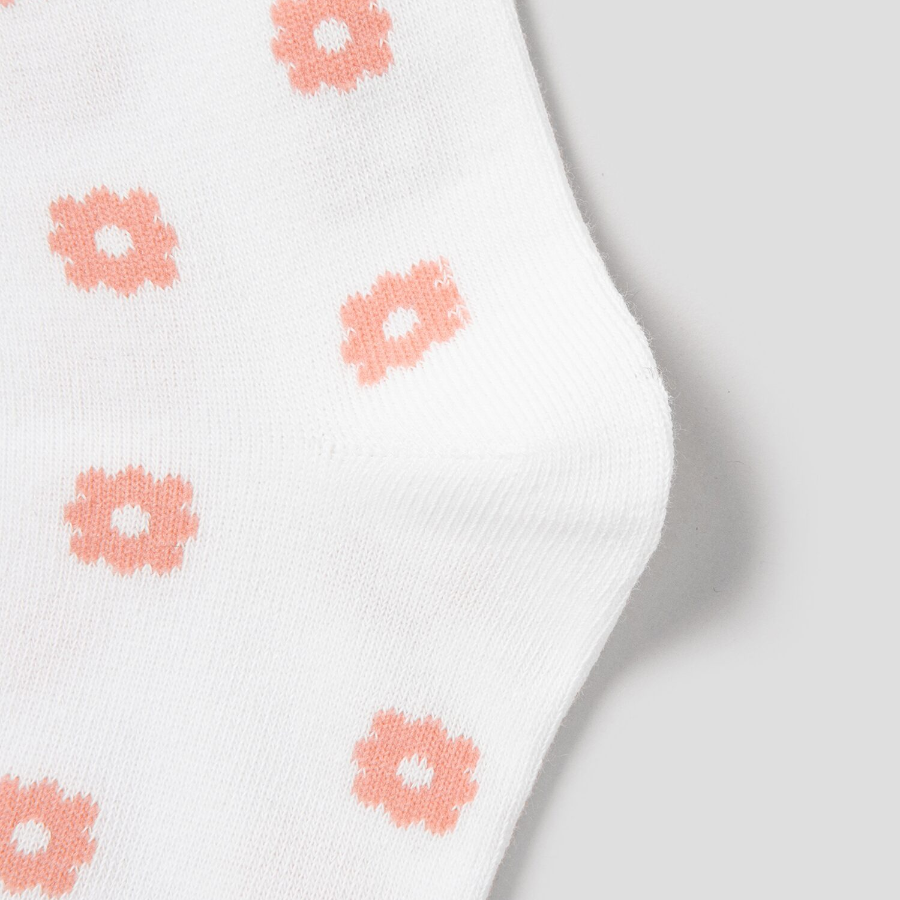 8 seconds Flower Jacquard Socks — White