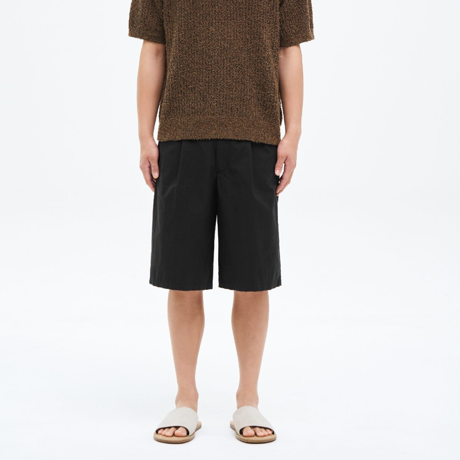8 seconds Cotton Nylon One-Tuck Bermuda Shorts — Black
