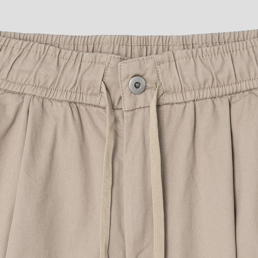 8 seconds Cotton Nylon Bermuda Banding Shorts — Beige