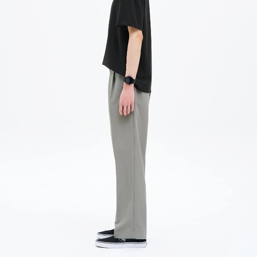 8 seconds Lightweight Basic Semi Wide-Fit Slacks — Khaki