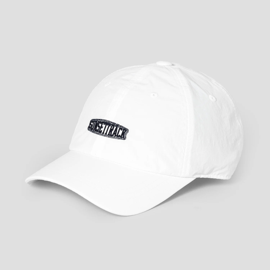 8 seconds Washed Wappen Logo Ball Cap — White